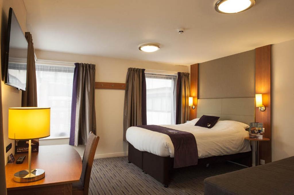 Premier Inn Wirral - Heswall Luaran gambar