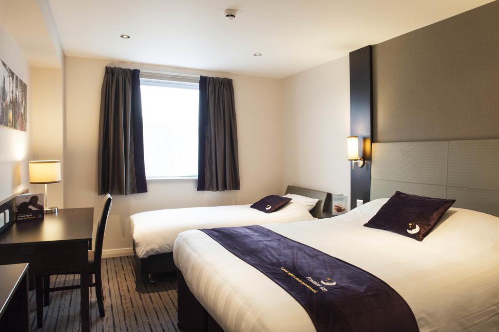 Premier Inn Wirral - Heswall Luaran gambar