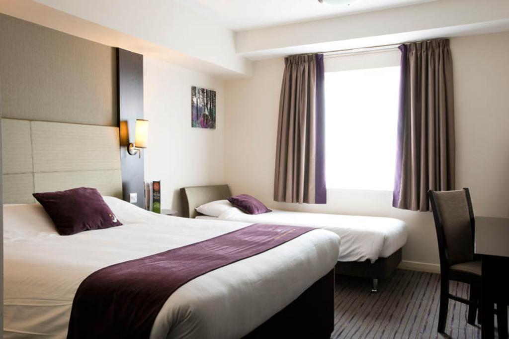 Premier Inn Wirral - Heswall Luaran gambar
