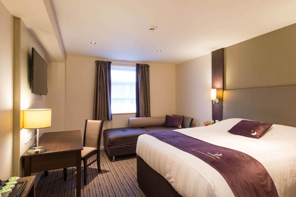 Premier Inn Wirral - Heswall Luaran gambar